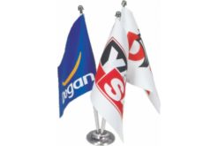 Üçlü Masa Bayrağı